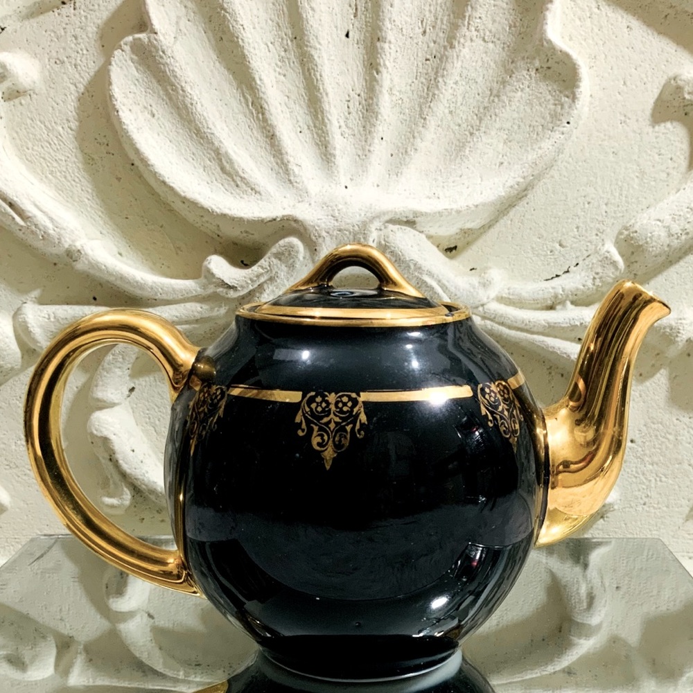 ANTIQUE Fraunfelter China Black & Gold Tea Pot